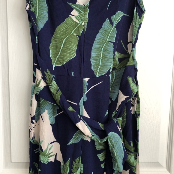 ๐HP๐NWT Palm Print Jumpsuit by AX PARIS ASOS - Picture 6 of 6